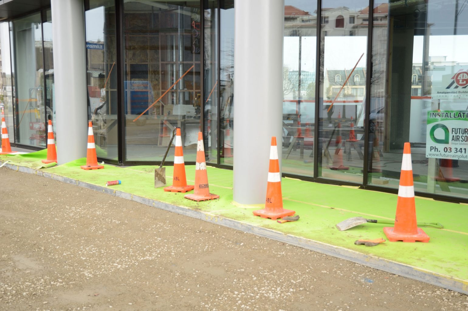 Read more about the article Green Foam Hard Floor Protection