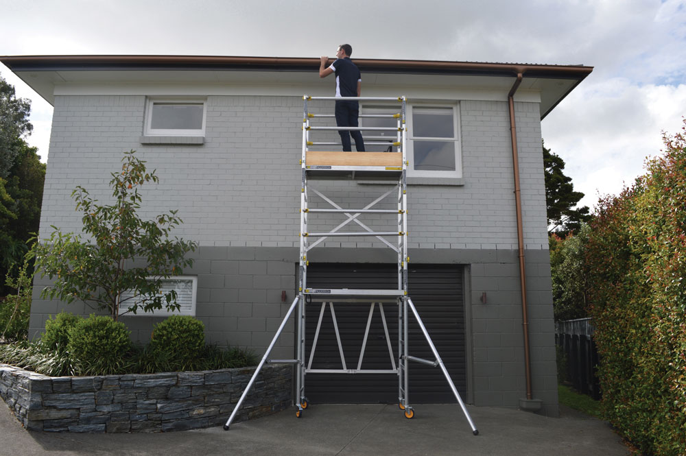 Read more about the article NZ’s Fastest Scaffold – Easy Access Foldaway Scaffolding