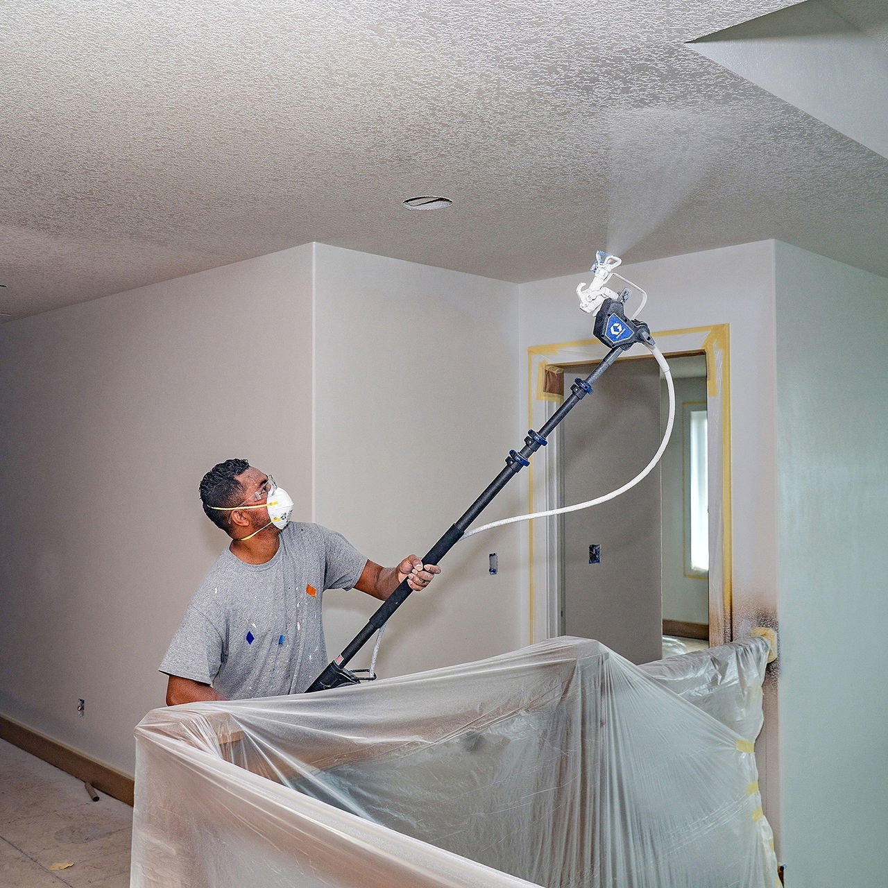 Graco ProReach Telescoping Spray Pole - Image 2
